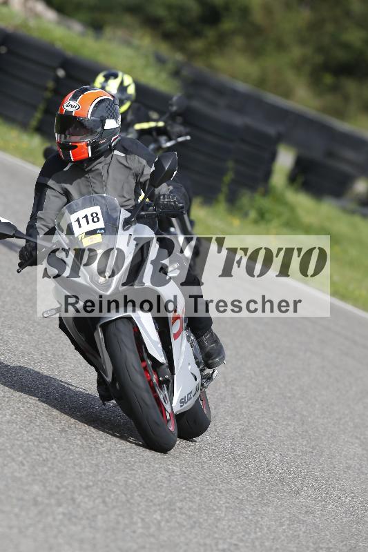 /53 16.09.2025 Track Day Domi Aegerter ADR/Gruppe gelb/118